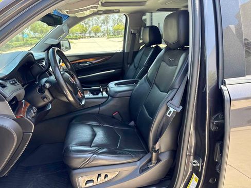 Used 2015 Cadillac Escalade ESV Premium AWD/4WD image 26
