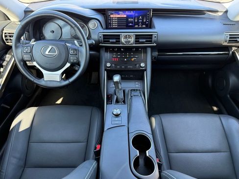 Used 2017 Lexus IS 200t w/ Navigation System Package image 4