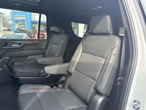 New 2026 GMC Yukon XL Denali w/ Sun & Power Step Package image 20