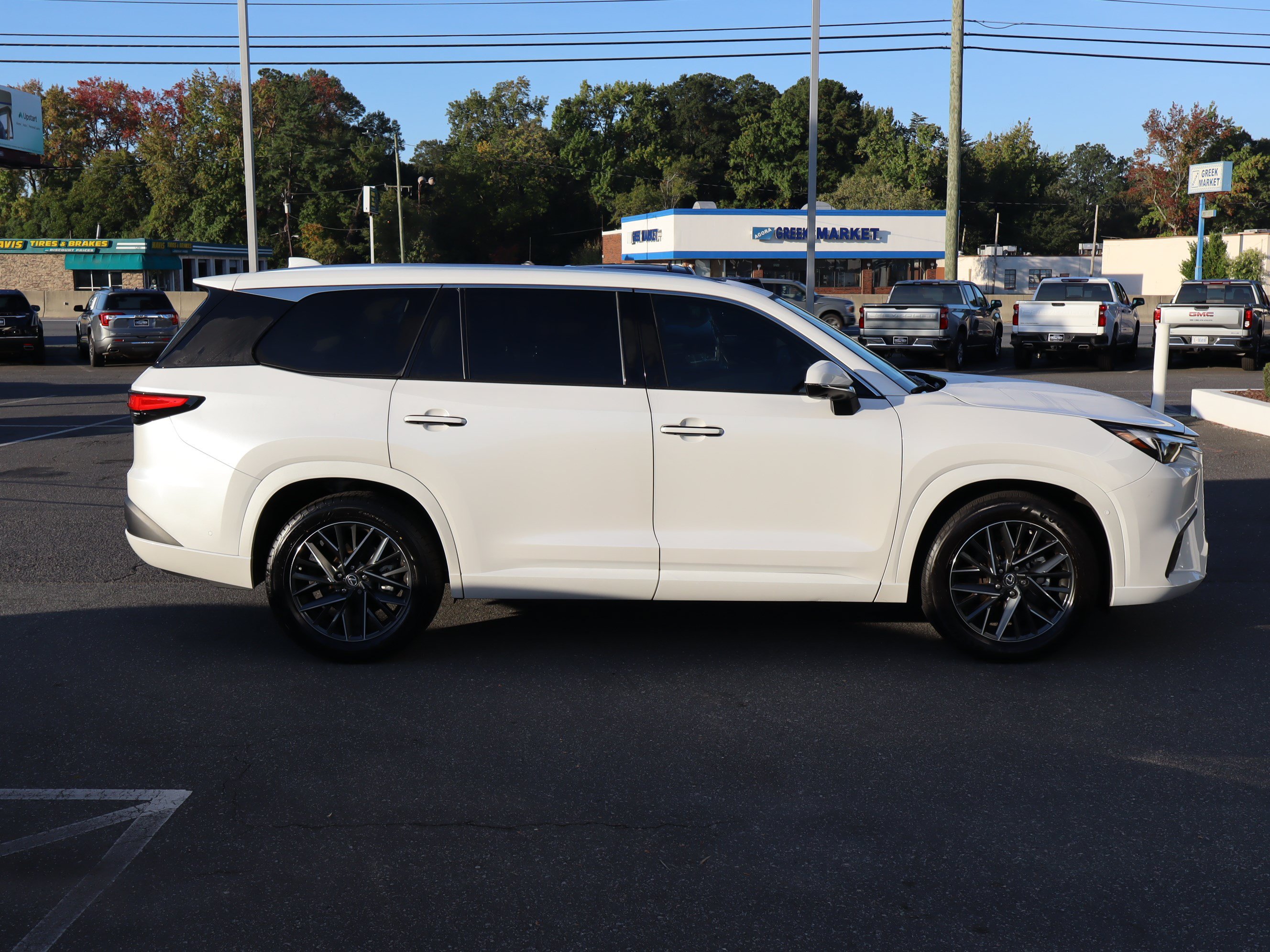 Used 2025 Lexus TX 350 FWD w/ Technology Package image 11