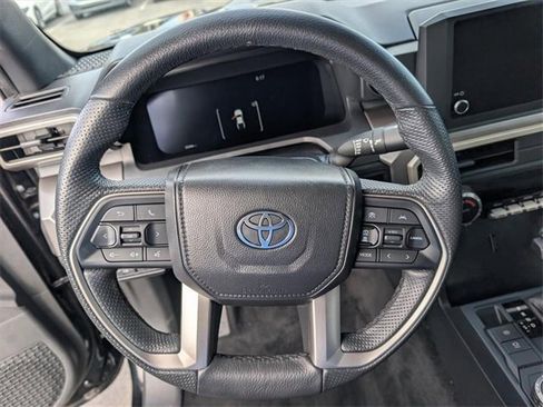Used 2024 Toyota Tacoma TRD Sport image 8