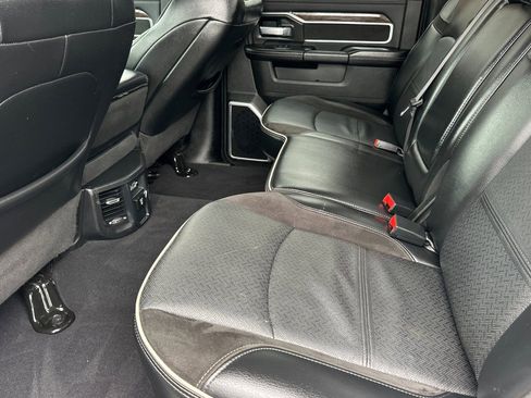 Used 2020 RAM 2500 Laramie image 12