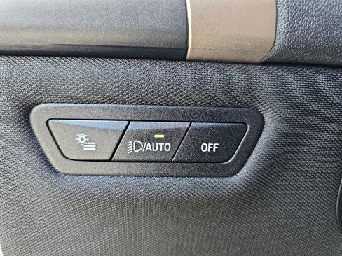 New 2026 BMW iX xDrive60 w/ Premium Package image 26