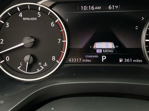 Used 2025 Nissan Rogue SV FWD image 37