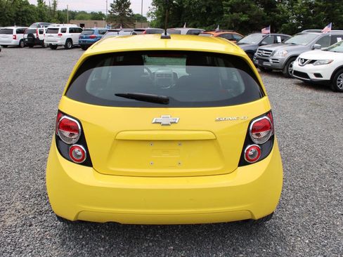 Used 2016 Chevrolet Sonic LT w/ LT Promotional Package FWD image 8