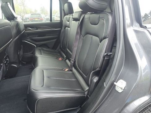 Used 2023 Jeep Grand Cherokee 4WD 4xe image 32