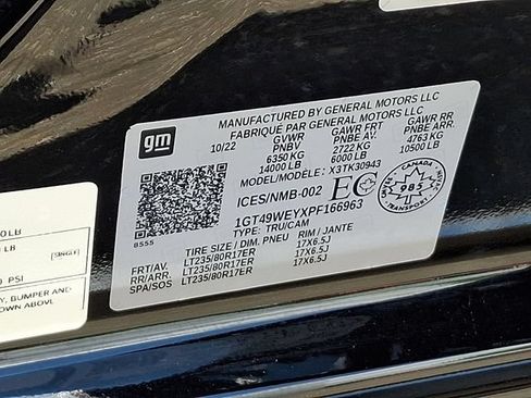 Used 2023 GMC Sierra 3500 Denali w/ Denali Ultimate Package AWD/4WD image 31