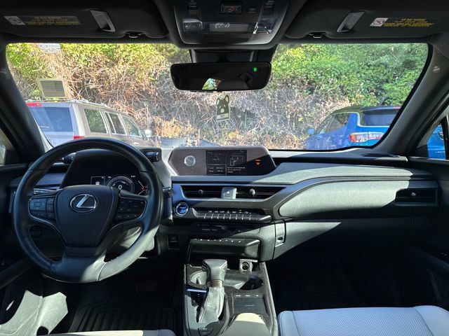Used 2020 Lexus UX 250h w/ Premium Package AWD/4WD image 11