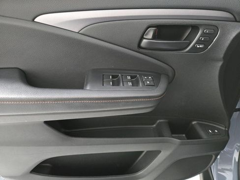 Used 2022 Honda Pilot TrailSport image 22