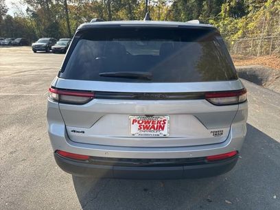 Used 2024 Jeep Grand Cherokee Altitude