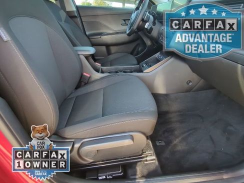 Used 2025 Hyundai Kona SEL image 22