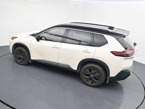 Used 2023 Nissan Rogue SV w/ SV Premium B Package AWD/4WD image 13