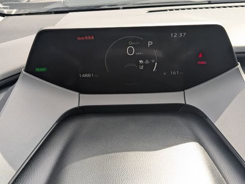 Used 2024 Toyota Prius XLE image 28
