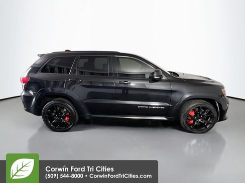Used 2014 Jeep Grand Cherokee SRT8 w/ Luxury Group II AWD/4WD image 17
