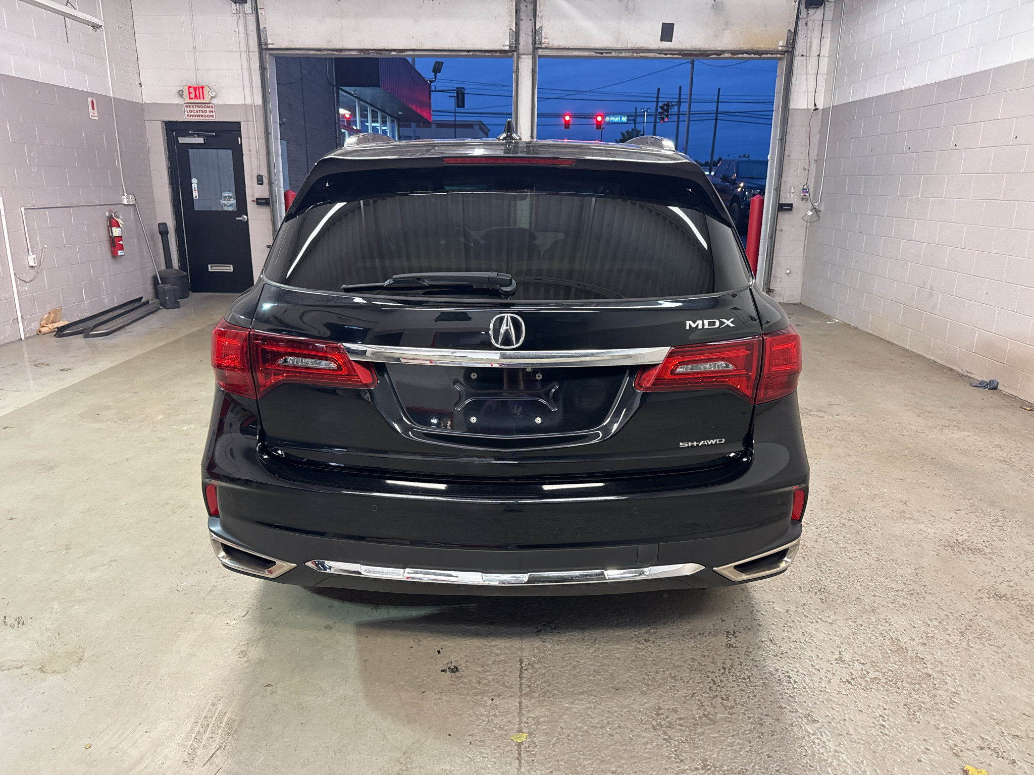 Used 2019 Acura MDX w/ Technology Package AWD/4WD image 7
