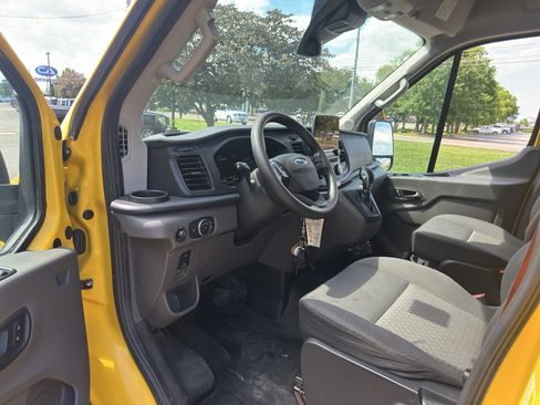 Used 2021 Ford Transit 250 148 High Roof Extended w/ Parcel Delivery Package RWD image 16