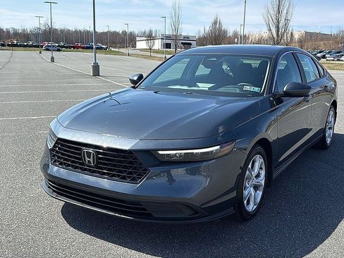 Used 2025 Honda Accord LX image 12