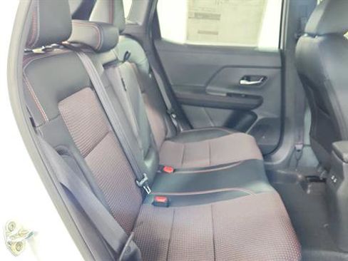 Certified 2025 Nissan Kicks SR image 24