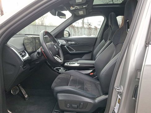 Used 2025 BMW X1 M35i w/ Premium Package image 13