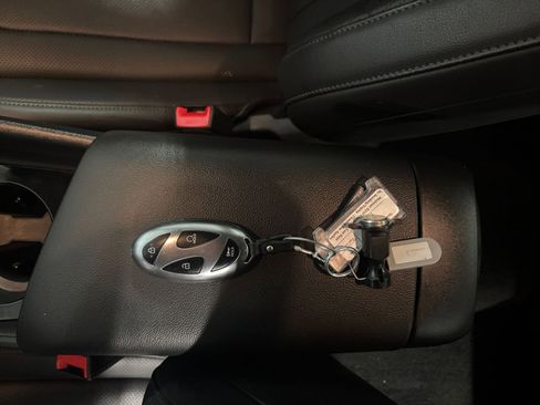 Used 2025 Hyundai Elantra Limited image 22