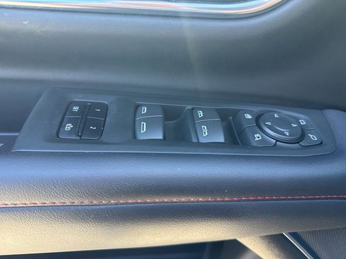 Used 2022 Chevrolet Tahoe RST w/ Luxury Package image 16