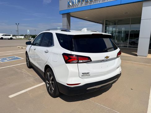 Used 2023 Chevrolet Equinox Premier FWD image 11