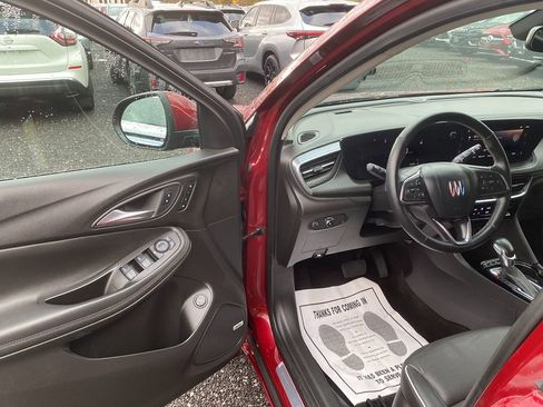 Used 2024 Buick Encore GX Avenir w/ Avenir Convenience Package image 10