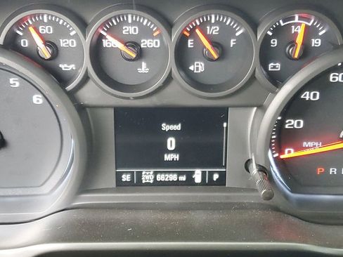 Used 2021 Chevrolet Silverado 1500 Custom image 10