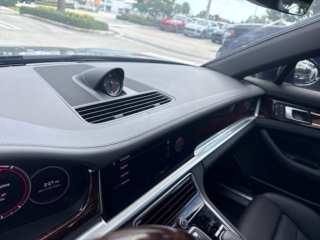 Certified 2023 Porsche Panamera 4S AWD/4WD image 9