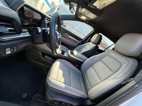 Used 2026 GMC Terrain Elevation w/ Elevation Premium Package image 13