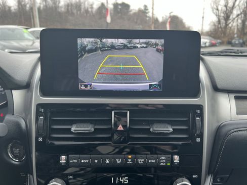 Used 2023 Lexus GX 460 Premium image 19