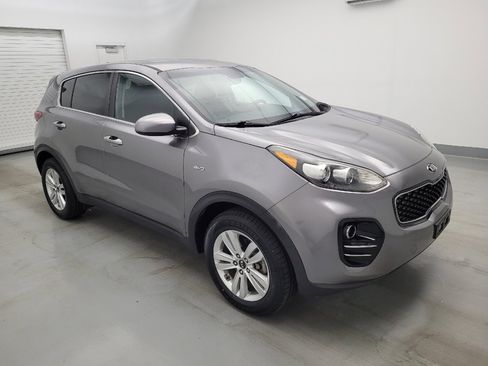 Used 2018 Kia Sportage LX AWD/4WD image 11