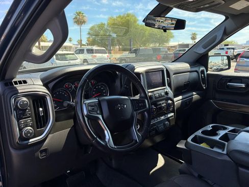 Used 2021 Chevrolet Silverado 1500 RST AWD/4WD image 16