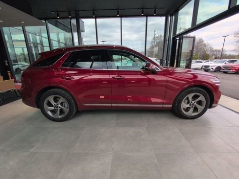 Used 2026 Genesis GV70 2.5T Advanced image 7