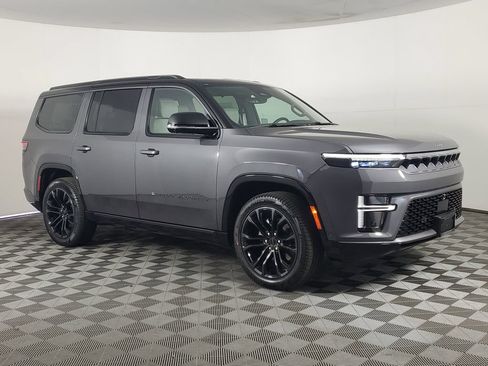 New 2026 Jeep Grand Wagoneer Summit AWD/4WD image 2