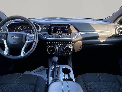 Used 2022 Chevrolet Blazer LT image 8