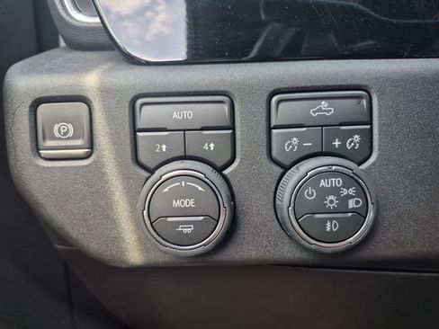Used 2026 Chevrolet Silverado 1500 RST w/ Convenience Package II AWD/4WD image 24