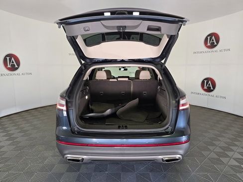 Used 2023 Lincoln Nautilus Reserve image 8