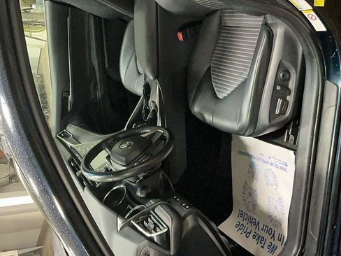 Used 2018 Toyota Camry SE image 21