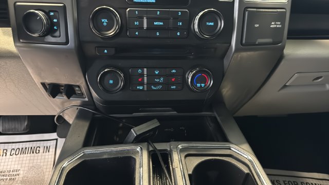 Used 2015 Ford F150 XLT w/ Equipment Group 302A Luxury AWD/4WD image 13