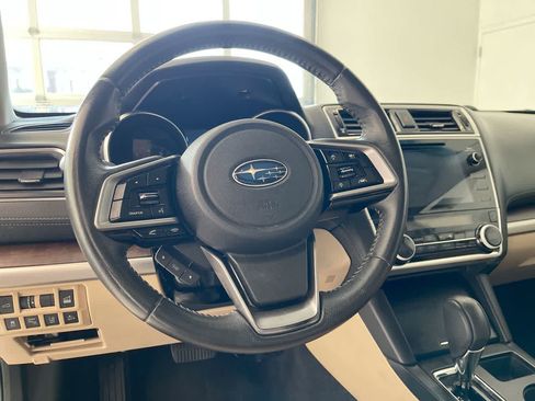 Used 2018 Subaru Outback 2.5i Limited AWD/4WD image 14