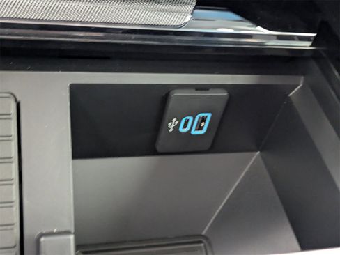 New 2025 Ford F250 Lariat w/ Lariat Ultimate Package image 25