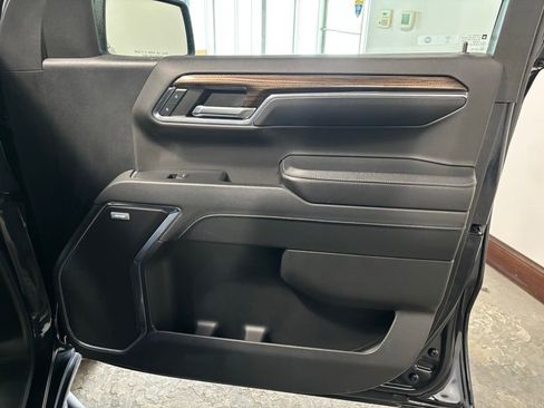 Used 2024 Chevrolet Silverado 1500 RST w/ Convenience Package II image 18