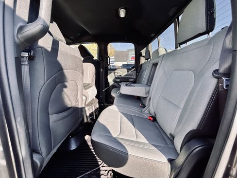 Used 2021 RAM 1500 Big Horn image 40