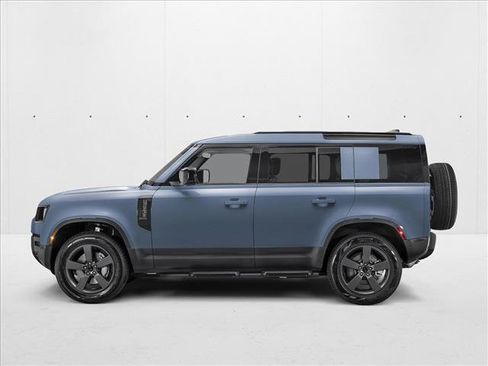 Used 2026 Land Rover Defender 110 X-Dynamic SE AWD/4WD image 2