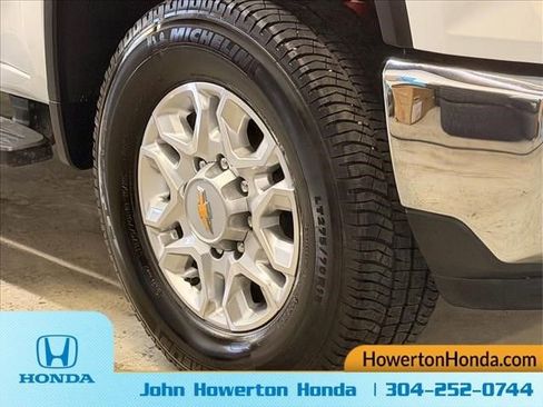 Used 2025 Chevrolet Silverado 3500 LT w/ All Star Edition image 29