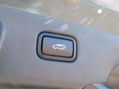 Used 2024 Kia Niro Wind w/ Wind Preserve Package FWD image 11