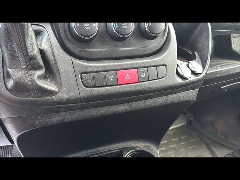 Used 2019 RAM ProMaster 1500 w/ Interior Convenience Group image 19