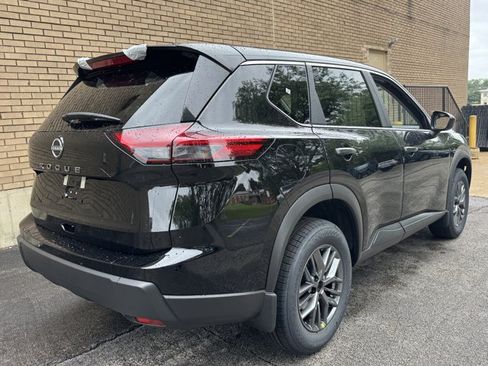 New 2026 Nissan Rogue S FWD image 17