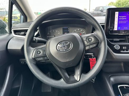 Used 2024 Toyota Corolla LE FWD image 18